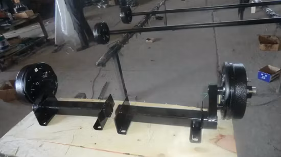 소형 트레일러는 전기 드럼 브레이크가 있는 2000kg 토션 액슬 하프 액슬을 부품으로 사용합니다